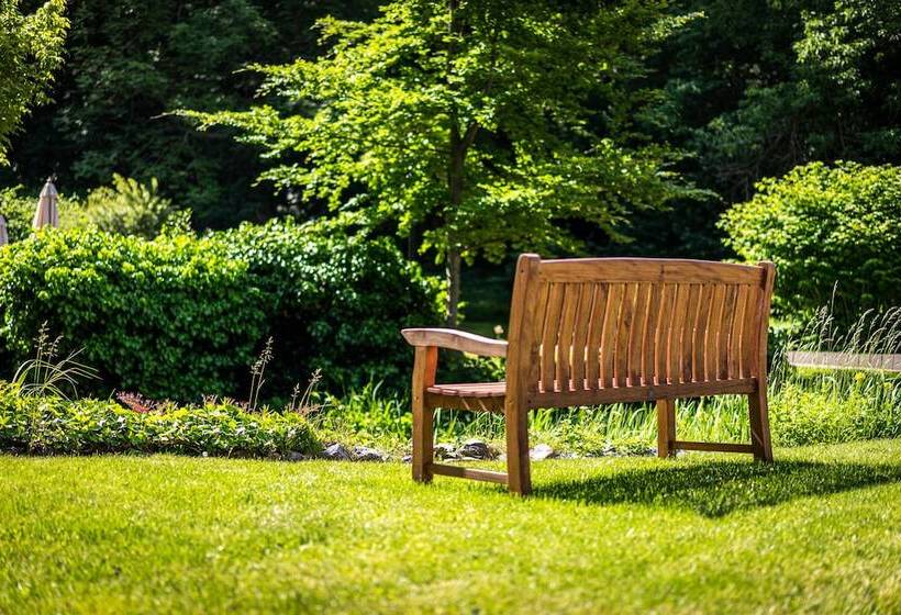 חדר סטנדרט יחיד, Erbprinzenpalais