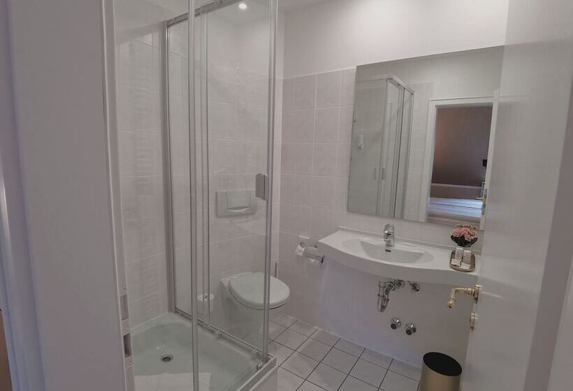 חדר סופריור, Erbprinzenpalais