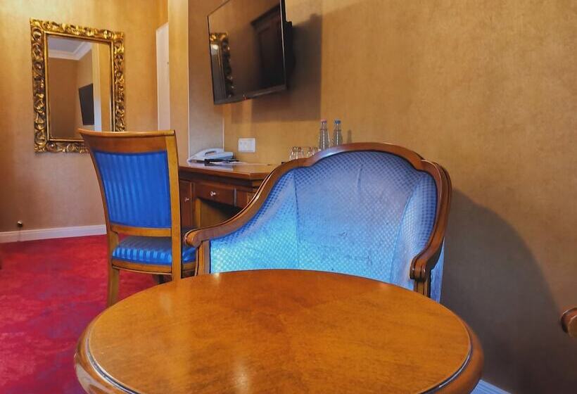 חדר סופריור, Erbprinzenpalais