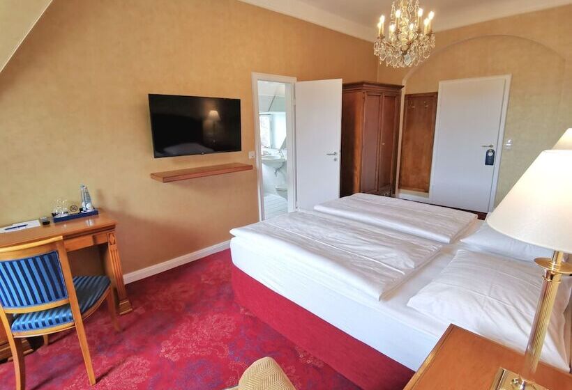 חדר סופריור, Erbprinzenpalais