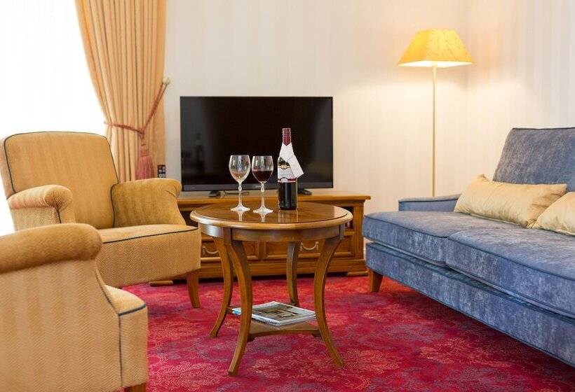 סוויטת סופריור, Erbprinzenpalais