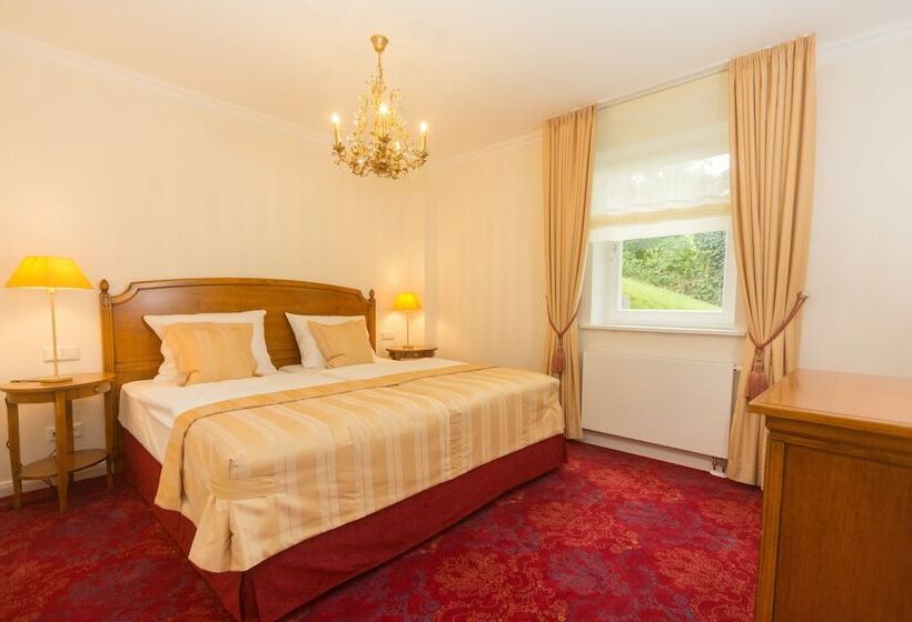 סוויטת סופריור, Erbprinzenpalais