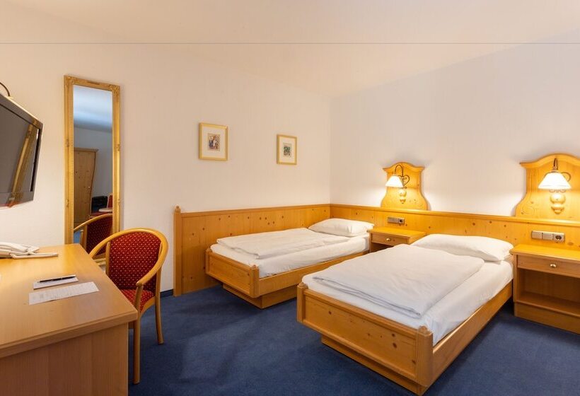 חדר סטנדרט, Erbprinzenpalais