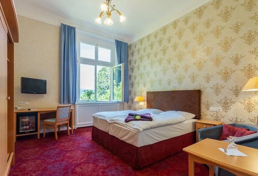 Номер Комфорт, Erbprinzenpalais