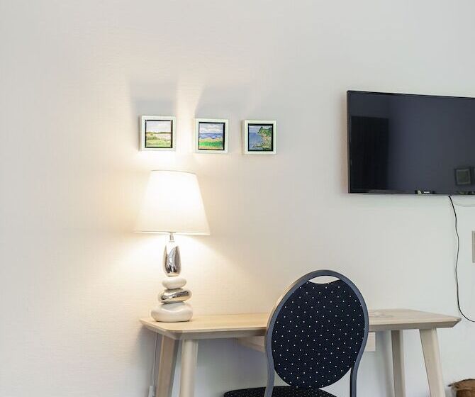 חדר משפחתי, Juelsminde Strand