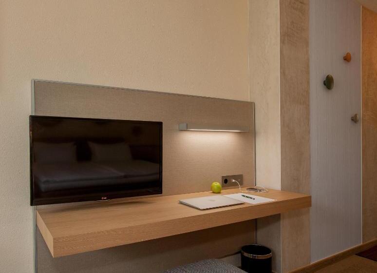 スタンダードルーム, Landhotel Broda