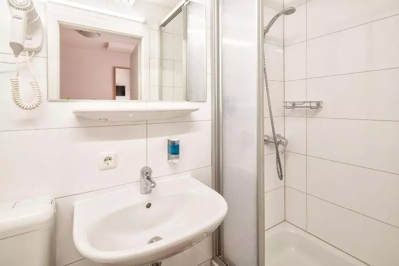 اتاق استاندارد یک نفره, Meridian Superior