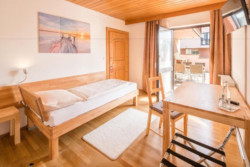 スタンダードシングルルーム, Meridian Superior