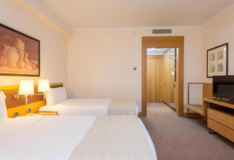 スタンダード４人部屋, Plaza Caserta