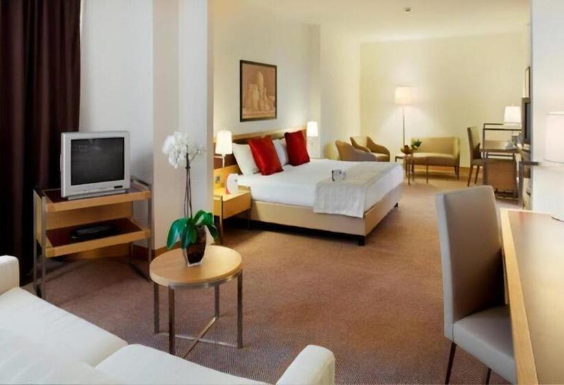 ジュニアスイート, Plaza Caserta