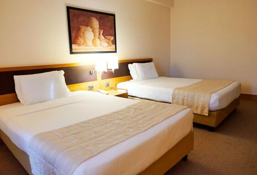 スタンダード４人部屋, Plaza Caserta