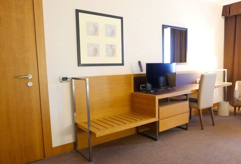 スタンダードトリプルルーム, Plaza Caserta