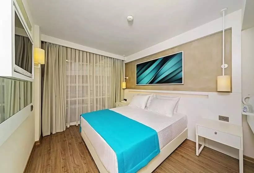 サイドオーシャンビュースタンダードルーム, Poseidon Hotel Adult Only