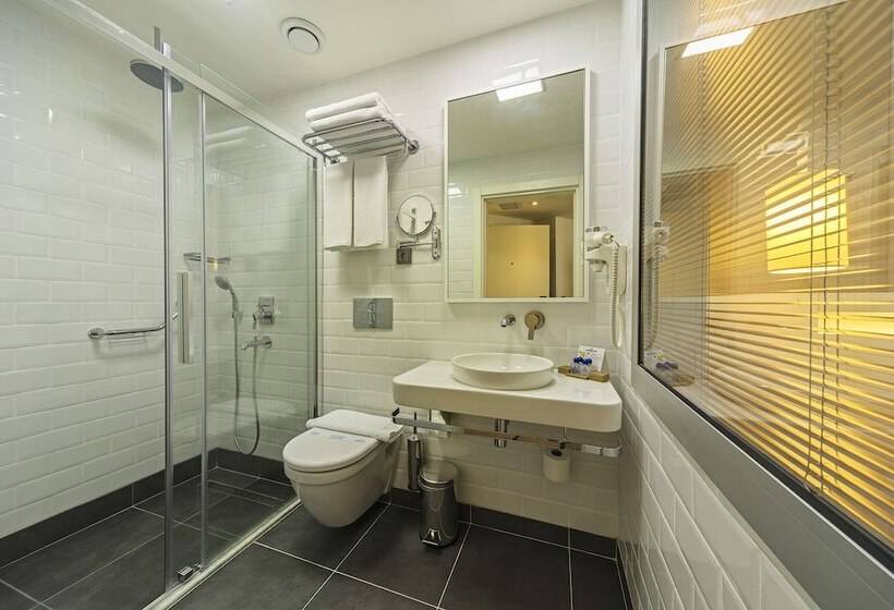 スイート, Poseidon Hotel   Adult Only