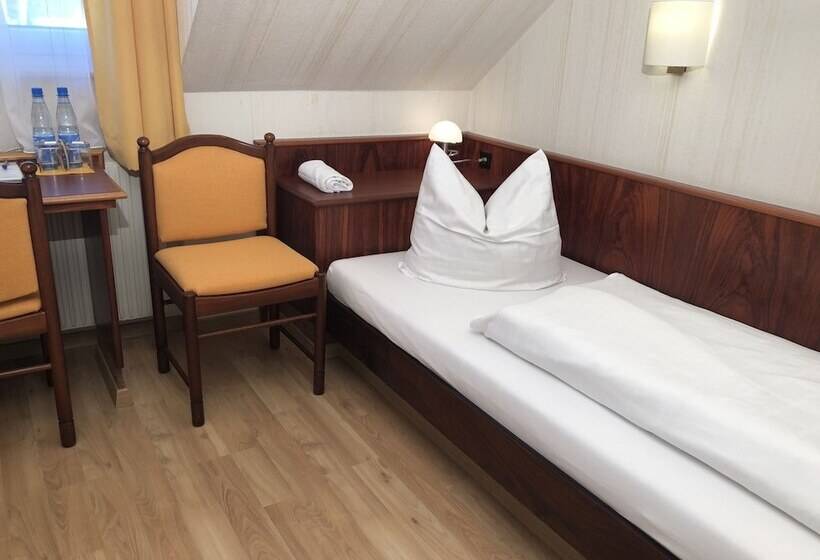 חדר אקונומי יחיד, Restaurant Und Gästehaus Löwen