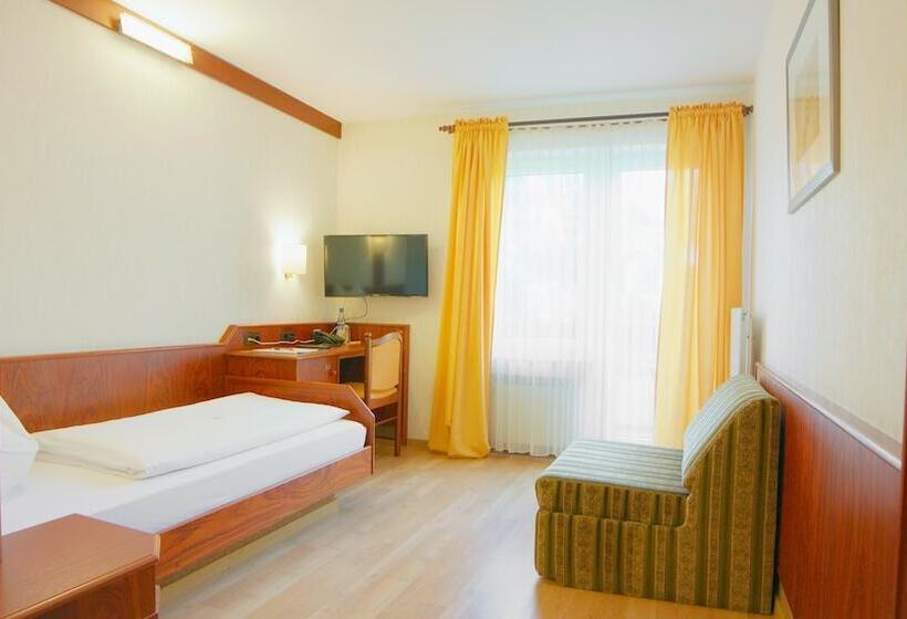 חדר יחיד קלאסי, Restaurant Und Gästehaus Löwen