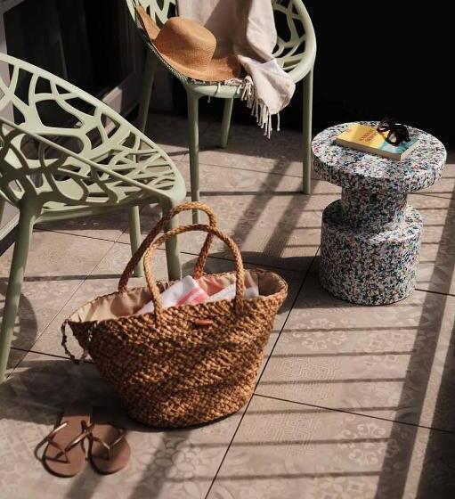 חדר קומפורט, The Flamingo