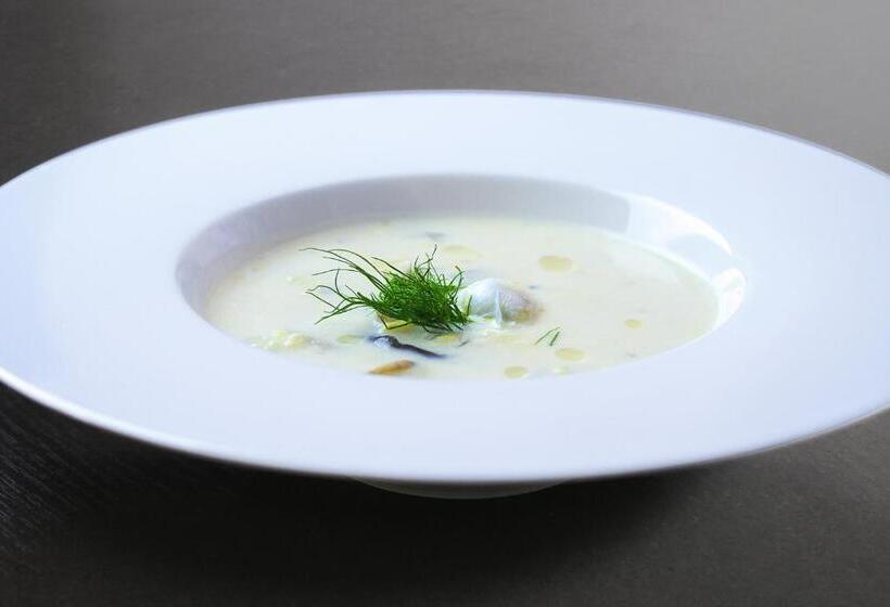 غرفة قياسية, U Kříže