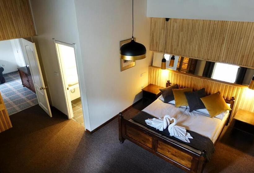 غرفة سوبيريور, U Kříže