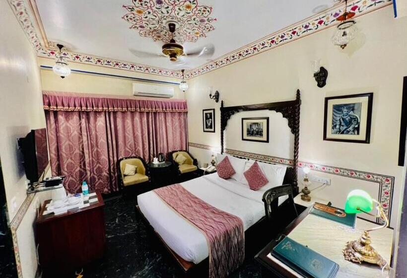 اتاق رویال, Umaid Mahal A Heritage Style Boutique