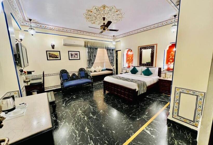اتاق لوکس, Umaid Mahal A Heritage Style Boutique