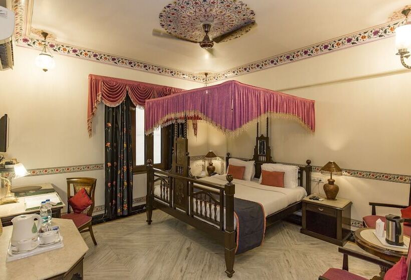 اتاق لوکس, Umaid Mahal A Heritage Style Boutique