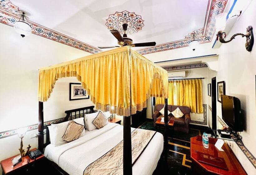 اتاق لوکس, Umaid Mahal A Heritage Style Boutique