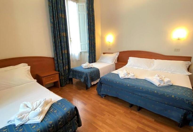 اتاق استاندارد چهار تخته, Soggiorno Madrid