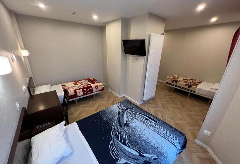 Pokój Czteroosobowy Standard, Hipotel Paris Printania Maraichers