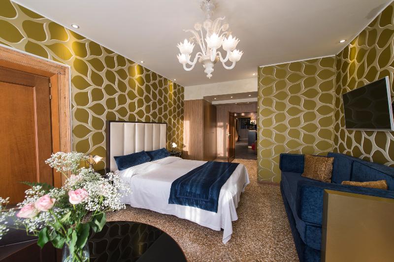 اتاق استاندارد سه نفره, Hipotel Paris Printania Maraichers