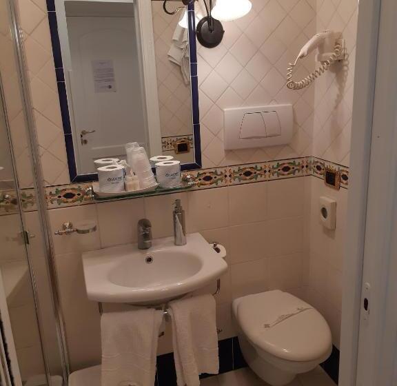 Family Suite, Antica Repubblica In Amalfi Center At 100mt From The Sea