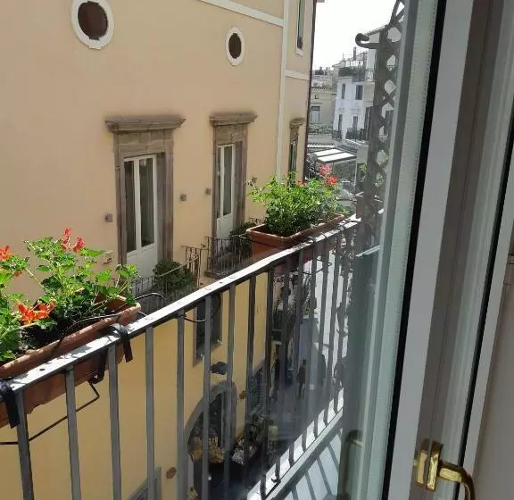 سوئیت جونیور خانوادگی, Antica Repubblica In Amalfi Center At 100mt From The Sea