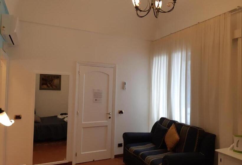 Номер Стандарт Трехместный, Antica Repubblica In Amalfi Center At 100mt From The Sea