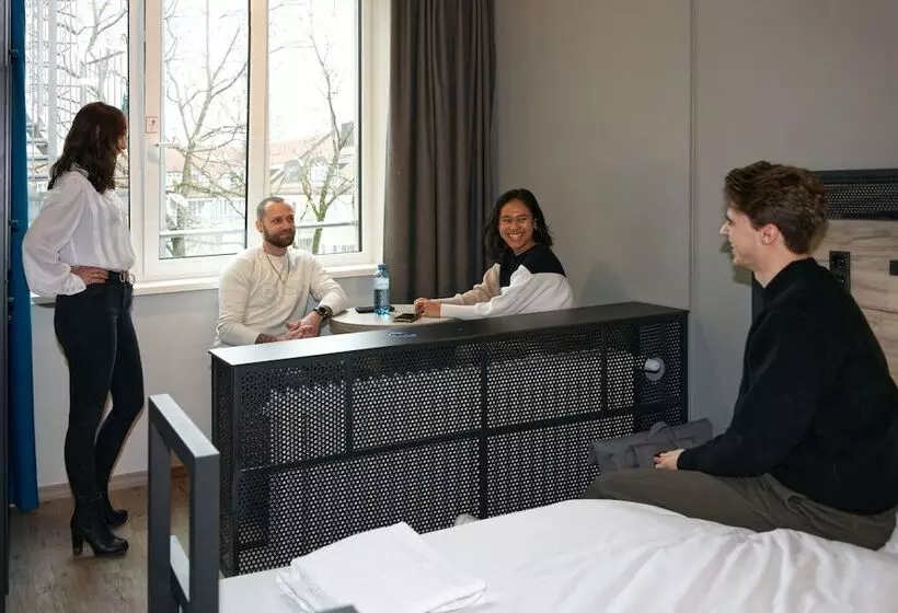 スタンダード４人部屋, a&o München Hackerbrücke