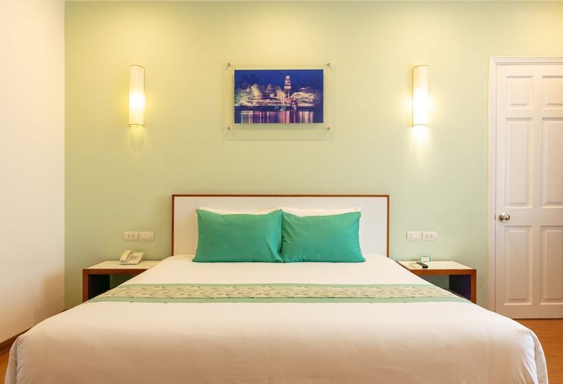 اتاق سوپریور, êmm Hotel Hue