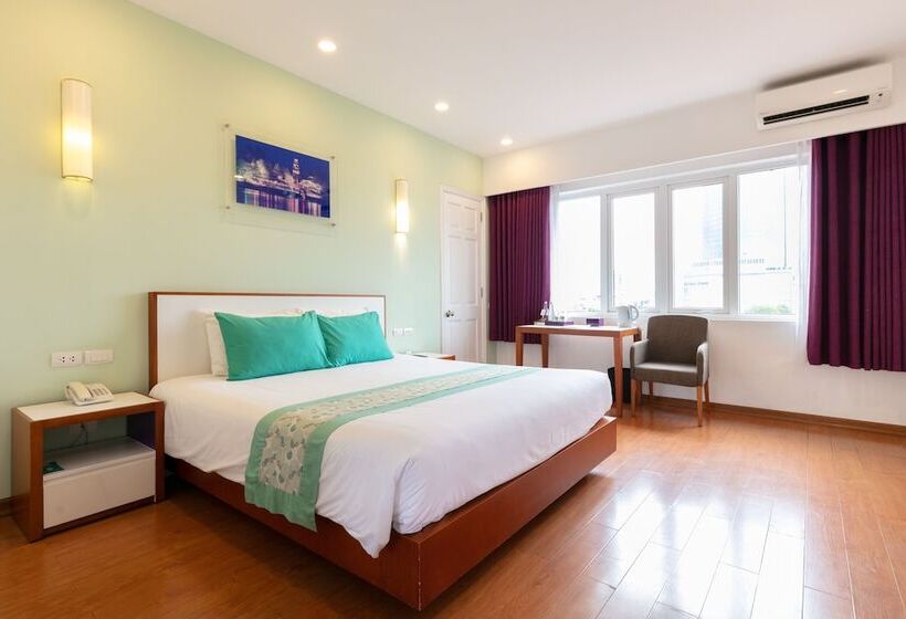 اتاق لوکس, êmm Hotel Hue