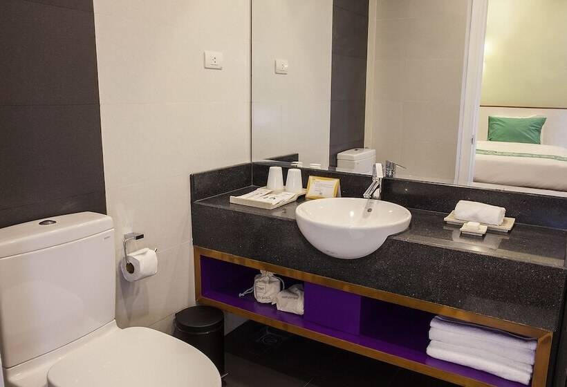 اتاق خانوادگی, êmm Hotel Hue