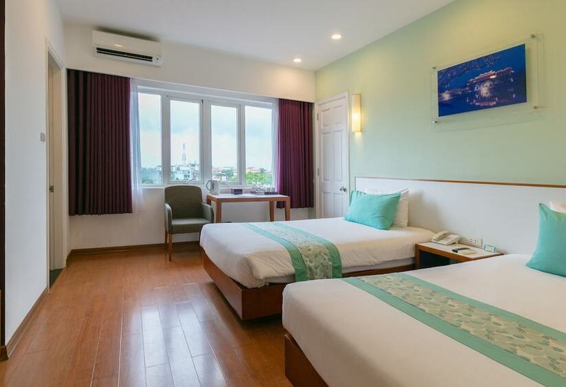 اتاق لوکس, êmm Hotel Hue