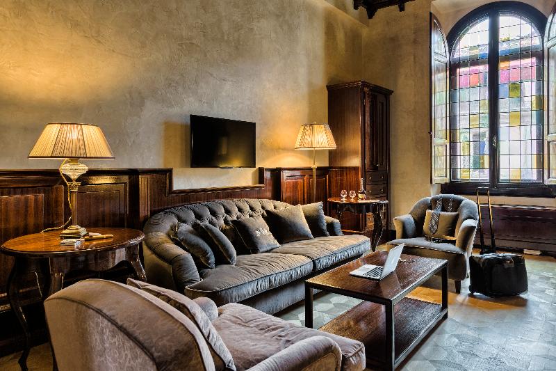 اتاق لوکس, êmm Hotel Hue