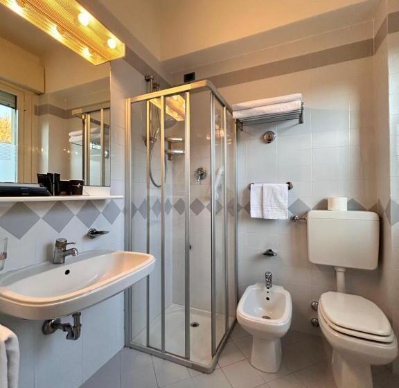 חדר סטנדרט, Falco D'oro