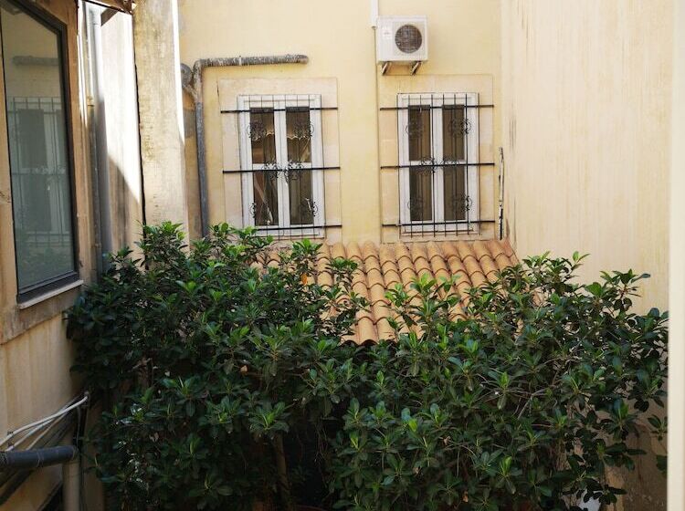 Номер Стандарт, L Approdo Delle Sirene