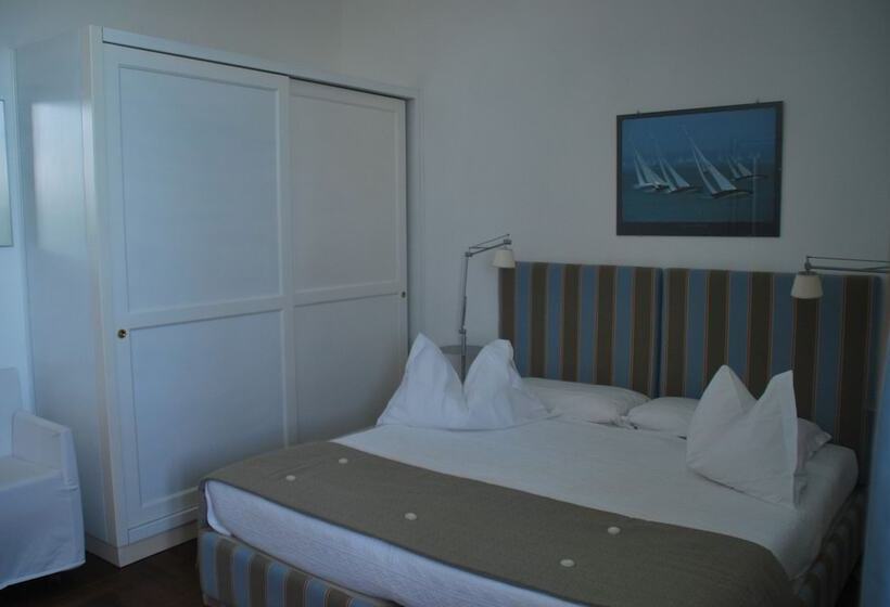 Номер Стандарт с Балконом, L Approdo Delle Sirene