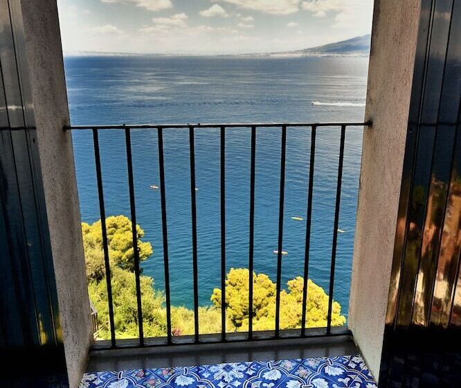 수피리어 룸 바다 전망, La Tonnarella