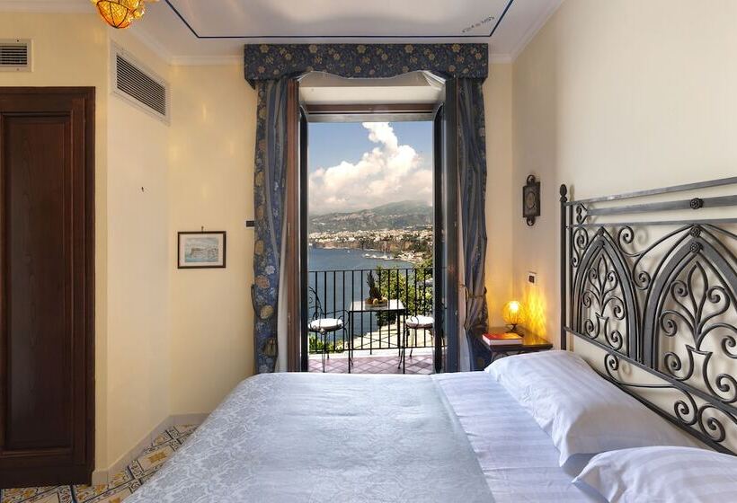 高级海景房, La Tonnarella