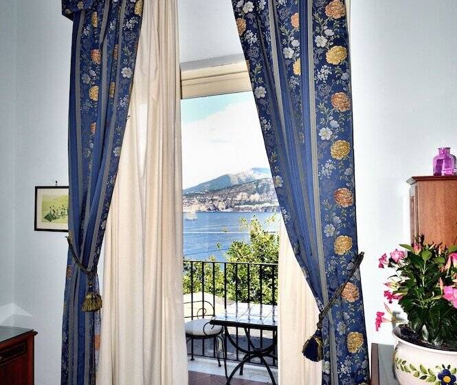 수피리어 룸 바다 전망, La Tonnarella