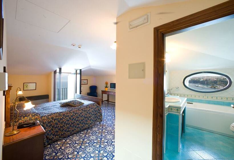 수피리어 룸 바다 전망, La Tonnarella