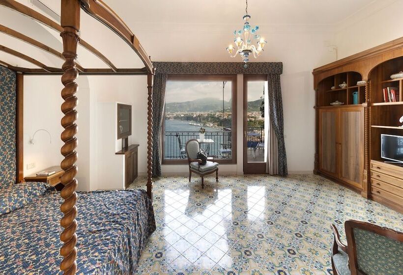 주니어 스위트 바다 전망, La Tonnarella