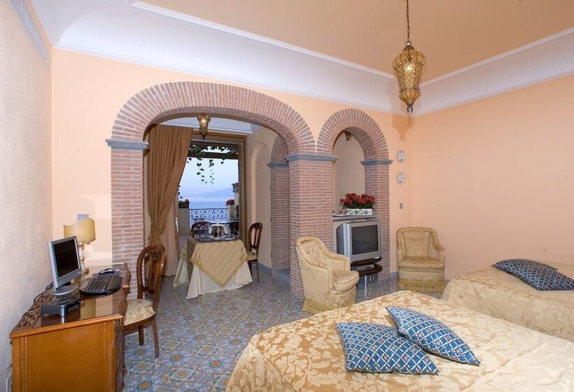 주니어 스위트 바다 전망, La Tonnarella