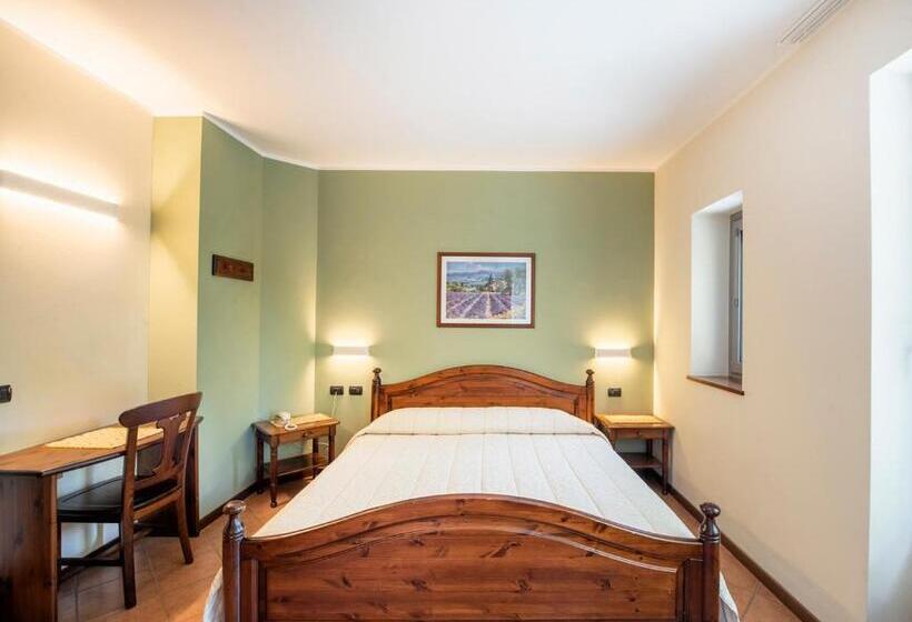 Номер Стандарт Вид на Озеро, Locanda Sant' Anna