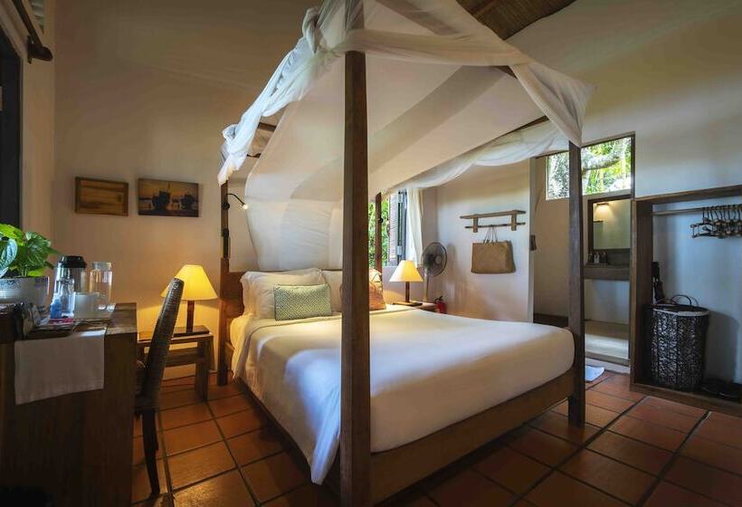 اتاق سوپریور با چشم‌انداز دریا, Mango Bay Resort